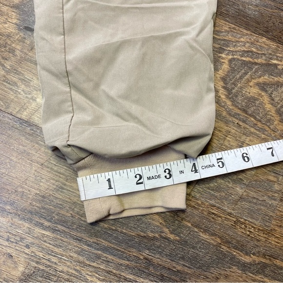 FIGS Zamora Fionlite Jogger Scrub Pants Women XS Light Oak Mesh Lined - Picture 6 of 10